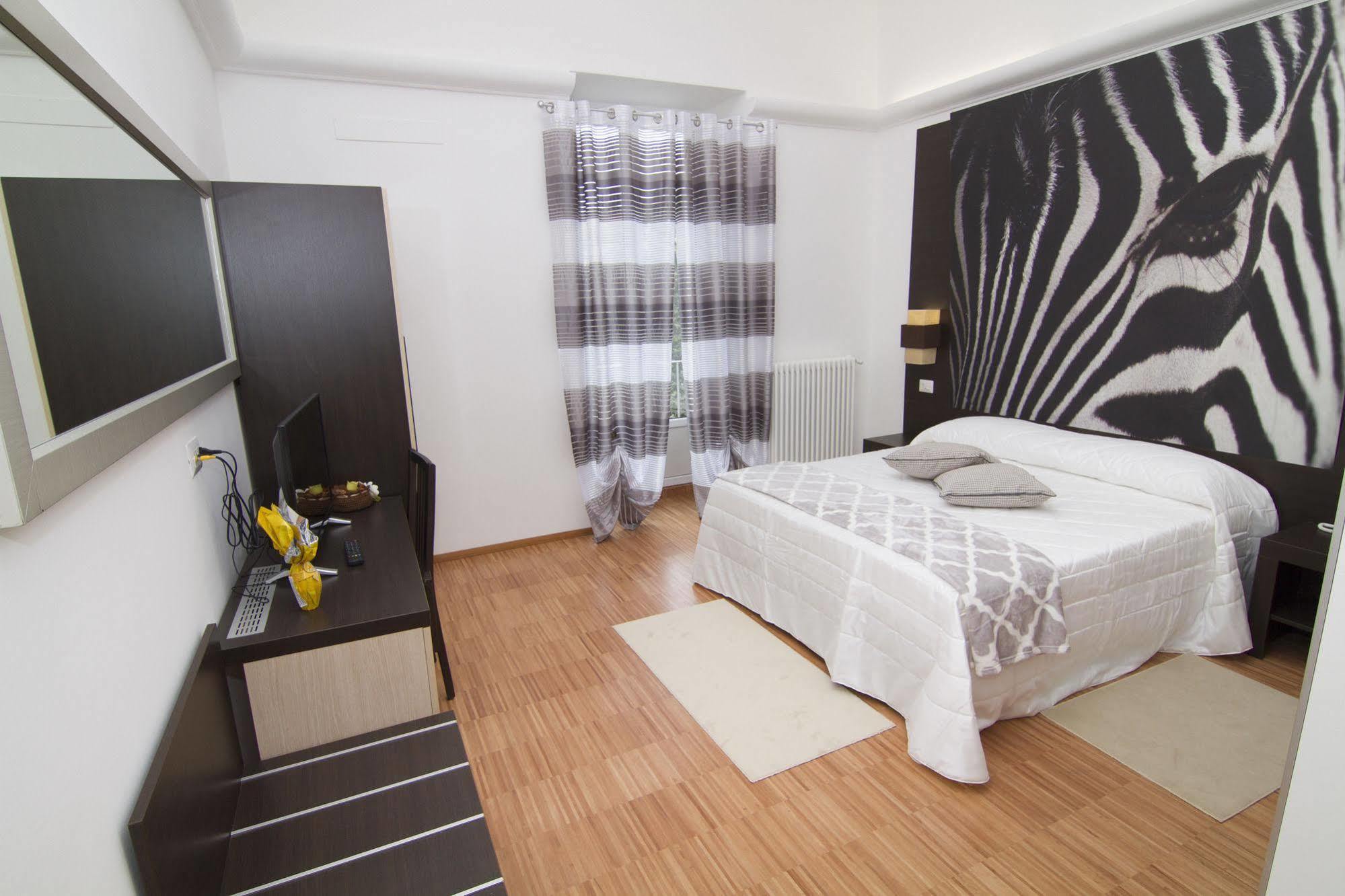 Al Bastione Relais Suite & Rooms Gravina in Puglia Exterior foto